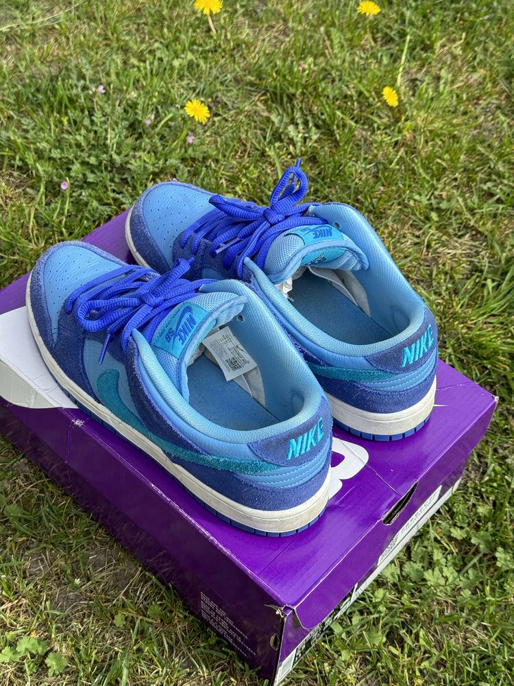 Nike dunk SB low blue raspberry 43