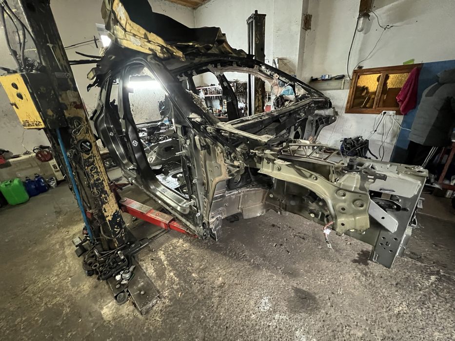 Четверть BMW IX i20 ланжерон карбон кузов стакан стойка криша БМВ ІХ