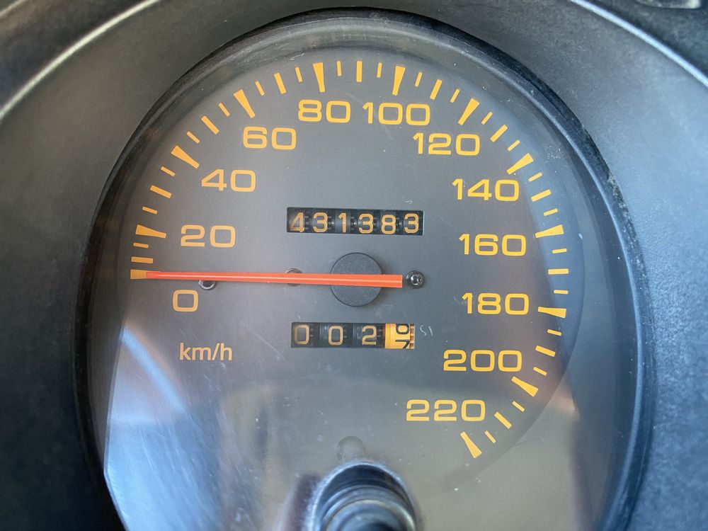 Позашляховик Mitsubishi Vagon 3.5 мотор