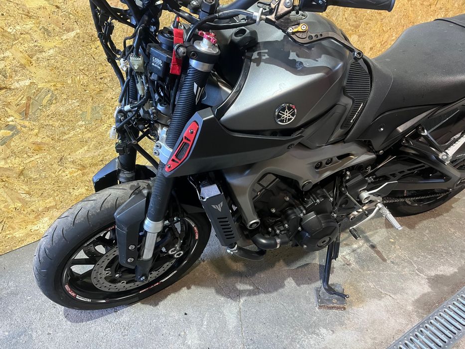 Peças ou Mota Yamaha MT09