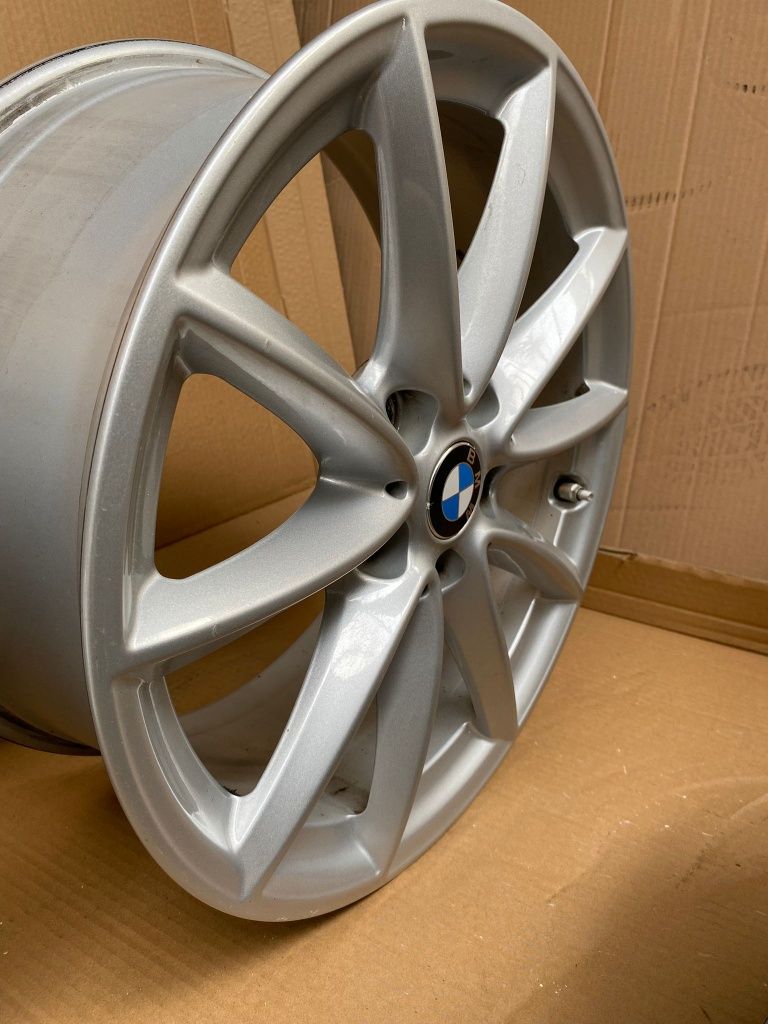 Alufelgi Felgi Aluminiowe r17 5x112 BMW Oryginał et52