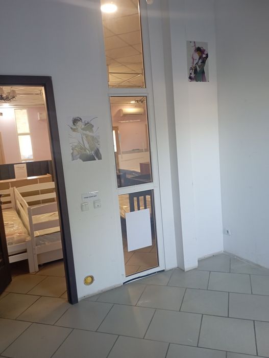 Кабінет центр міста! Ціна з урахуванням всіх комунальних послуг.