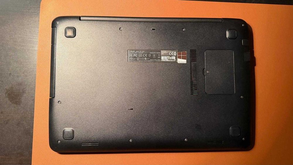 Portátil ASUS X555L + Rato