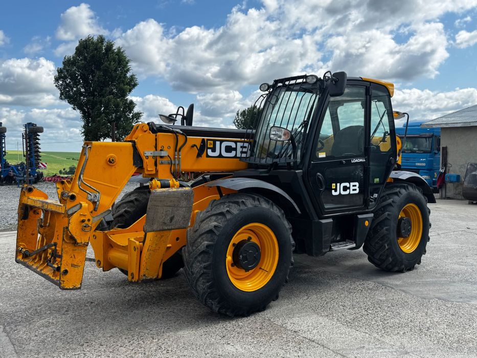 Телескопічний навантажувач JCB 533-105 2013
