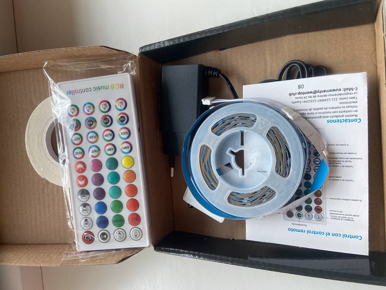 Світлодіодна стрічка LED з пультом ДУ | RGB підсвітка для дому, кімнат