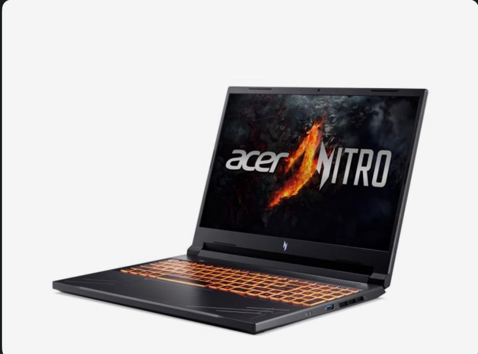 Acer Nitro V16 RTX4050 R5-8645HS/16GB/512 165Hz win 11