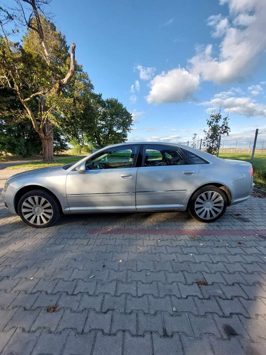 Audi A8 D3 quattro 3.0 tdi 233 km