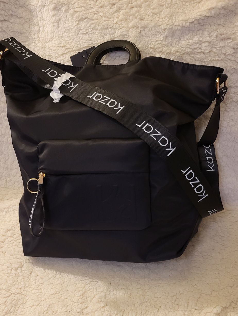 Sprzedam Praktyczna Śliczną Torebkę typu shopper bag. Nowa z metkami