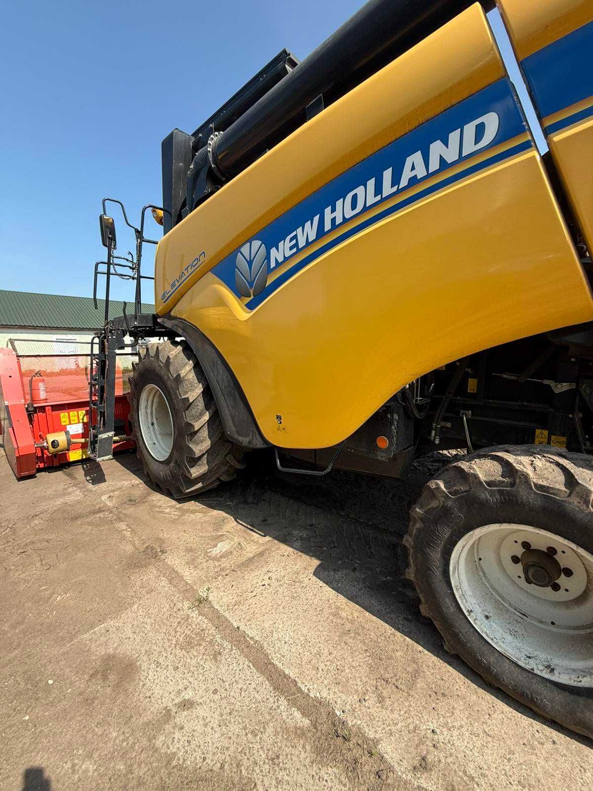 Комбайн зернозбиральний  New Holland  СХ-6090