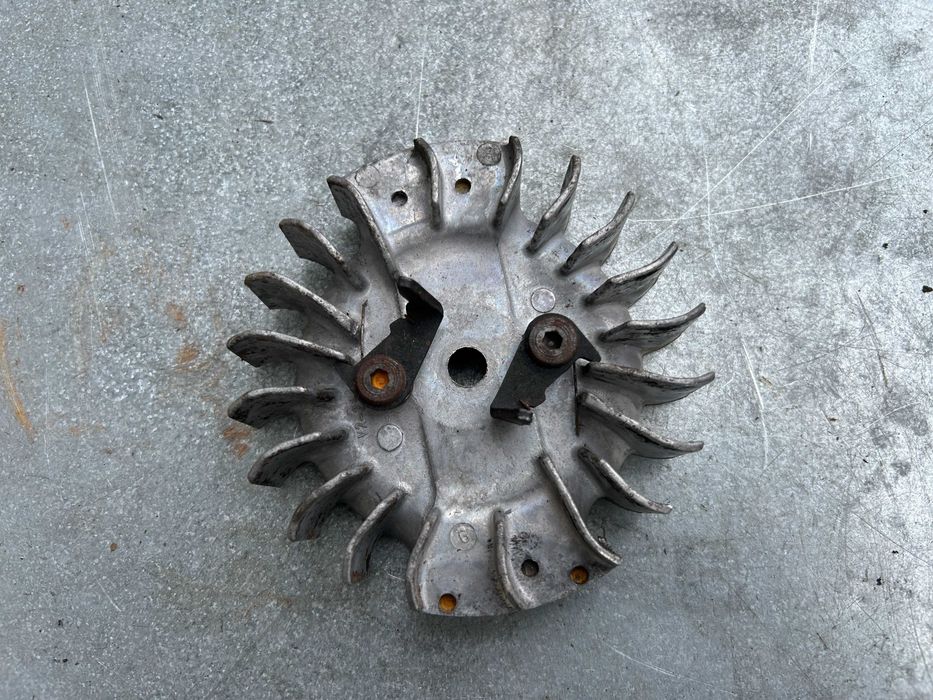 Koło Magnesowe Magneto Husqvarna 372 XPG(Grzane rączki)362 , 371(370