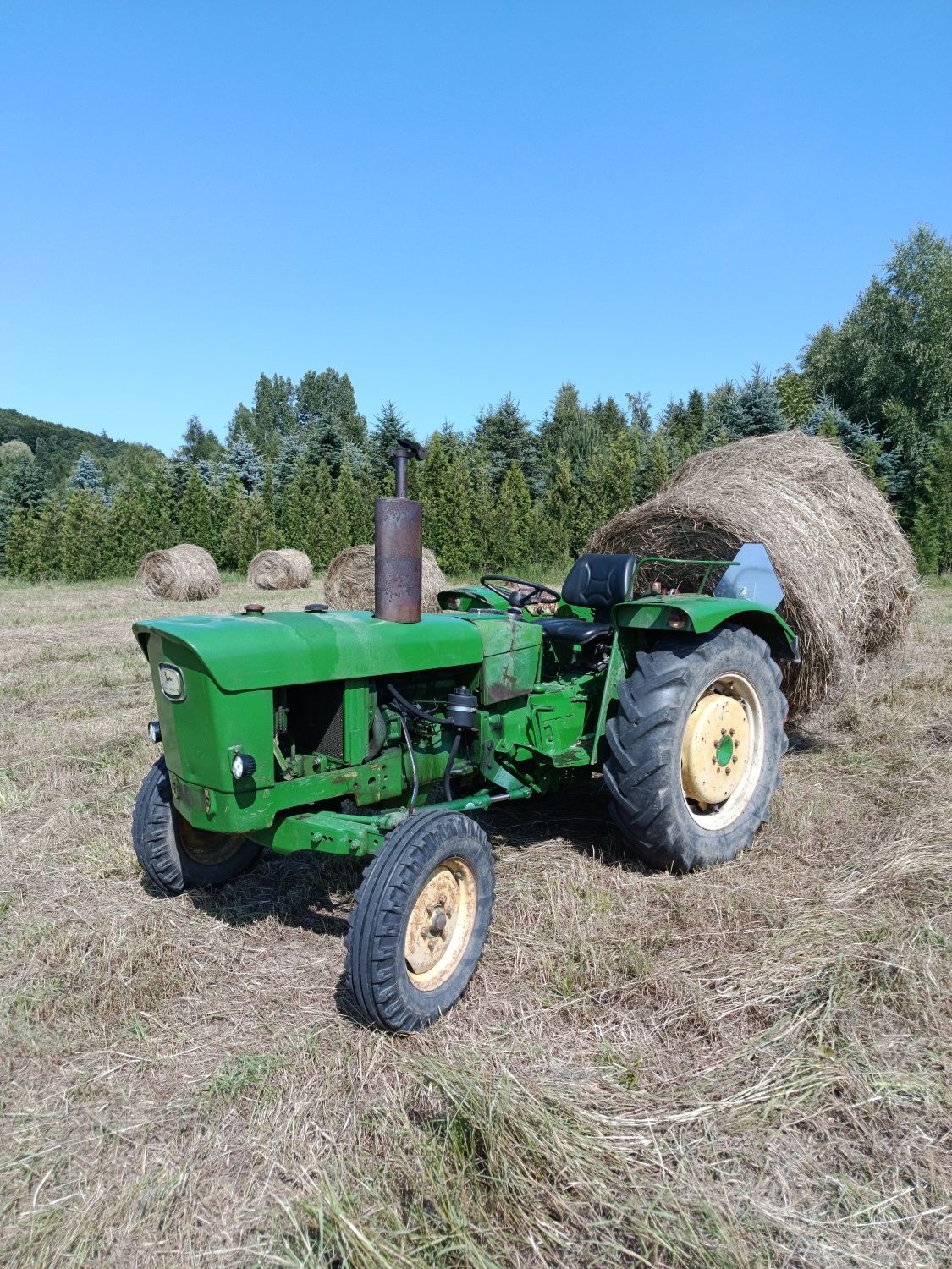 John Deere 920 z wspomaganiem  3 cylindry