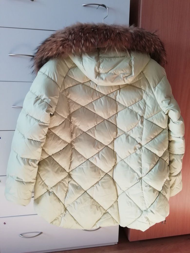 Зимнее пальто на синтепоне
