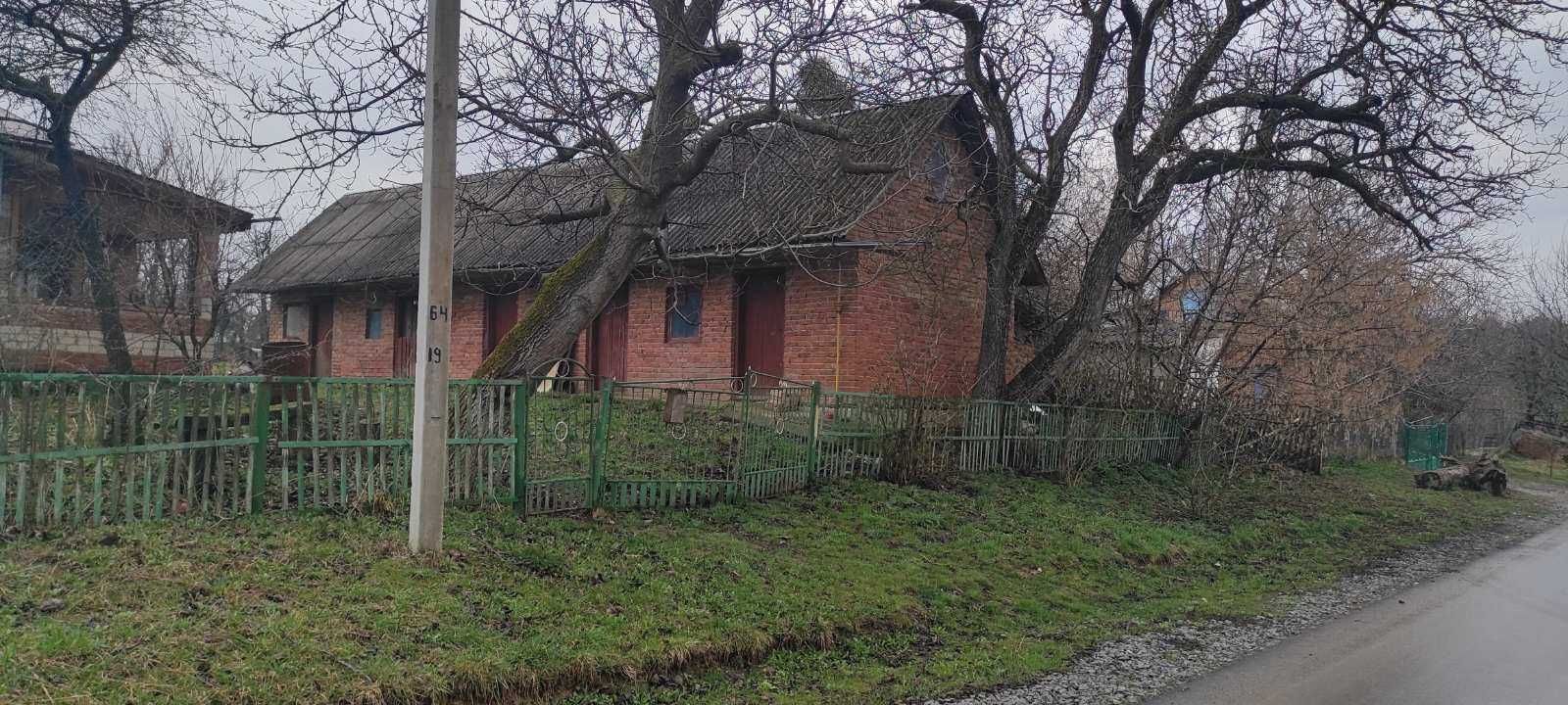 Будинок із земельна ділянка 25 сотих с Стуфчинці