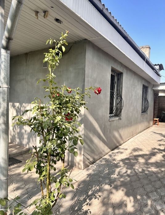 Дом.Херсон.Мебель,быт.техника,гараж.