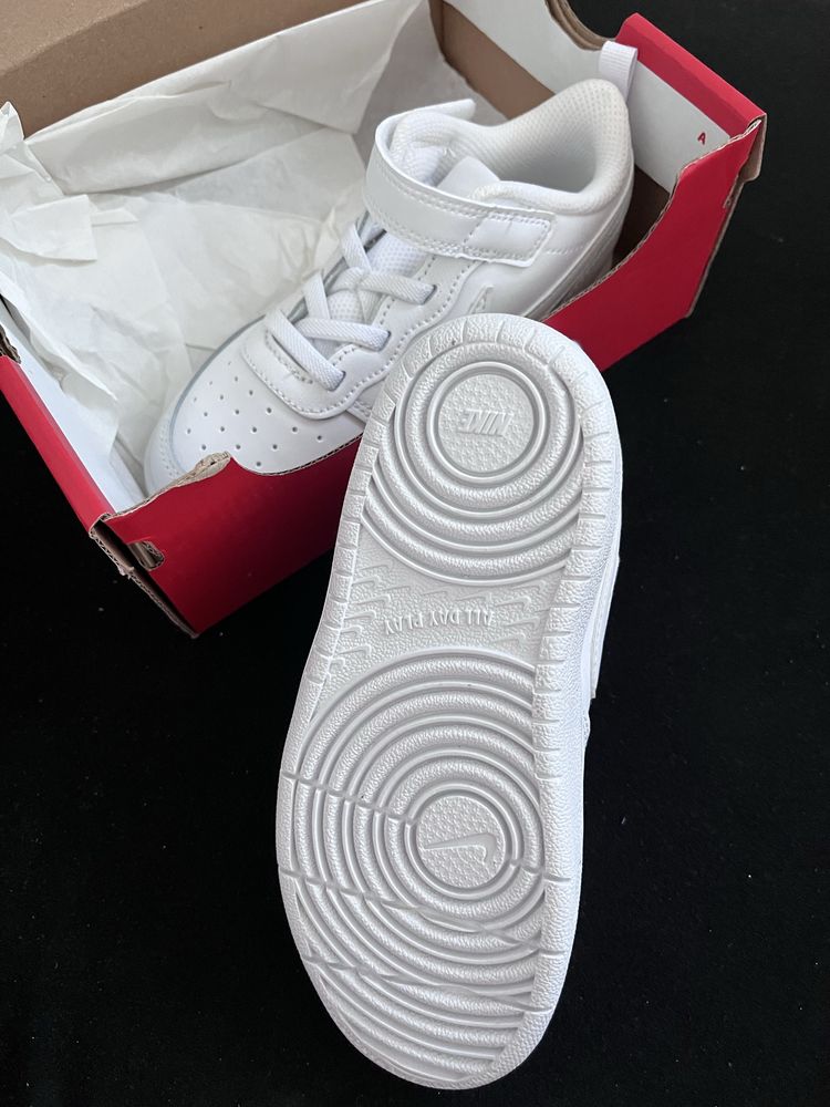 Buty nike nowe nie noszone dla chłopca lub dziewczynki