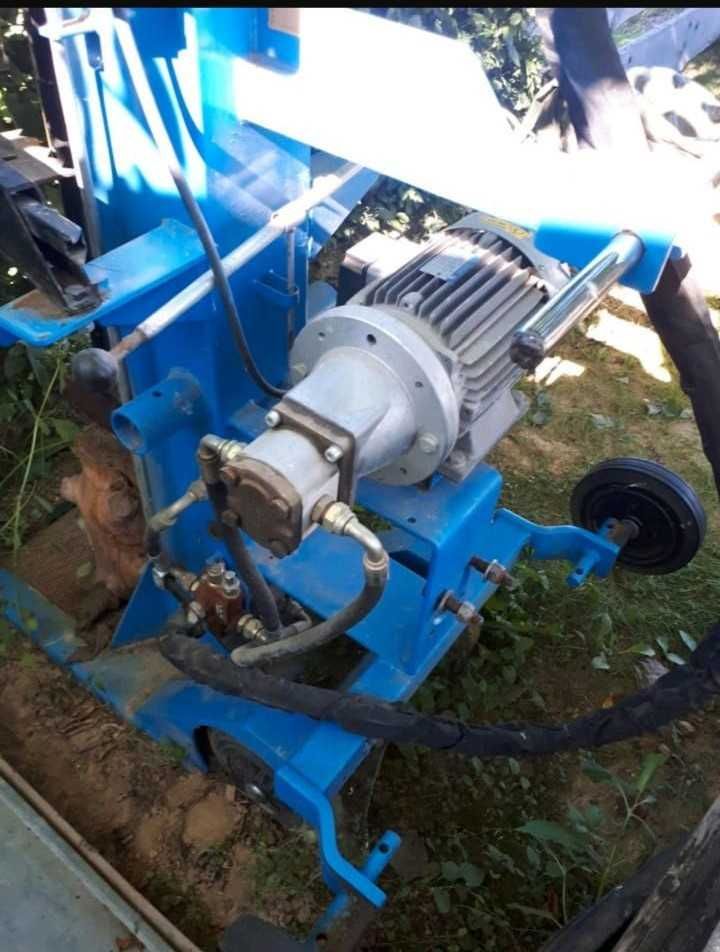 Duża łuparka hydrauliczna do drewna  łupak rębak silnik 4 kw 380v