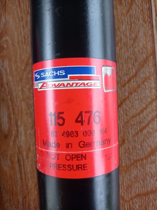 Продам стойки б/у