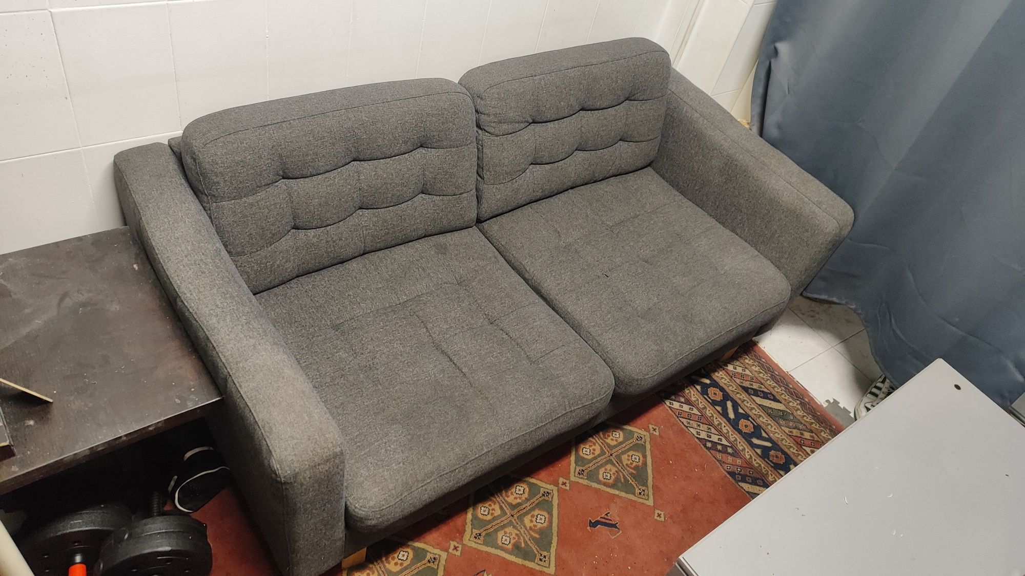 Sofá IKEA Cinzento