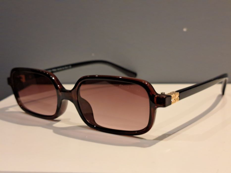 MIU MIU brązowe nowe okulary przeciwsłoneczne prostokątne logowane