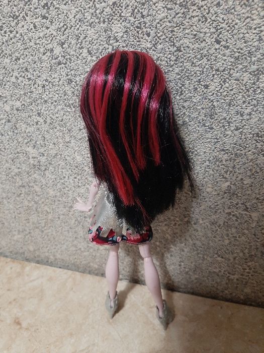 Кукла Monster High 2008г .Boo York Дракулаура