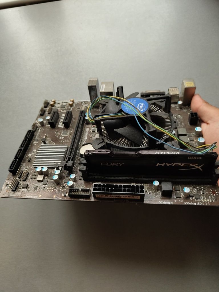 Материнська плата MSI h110m pro-d + Intel  Celeron g3900 +  ddr4 4gb
