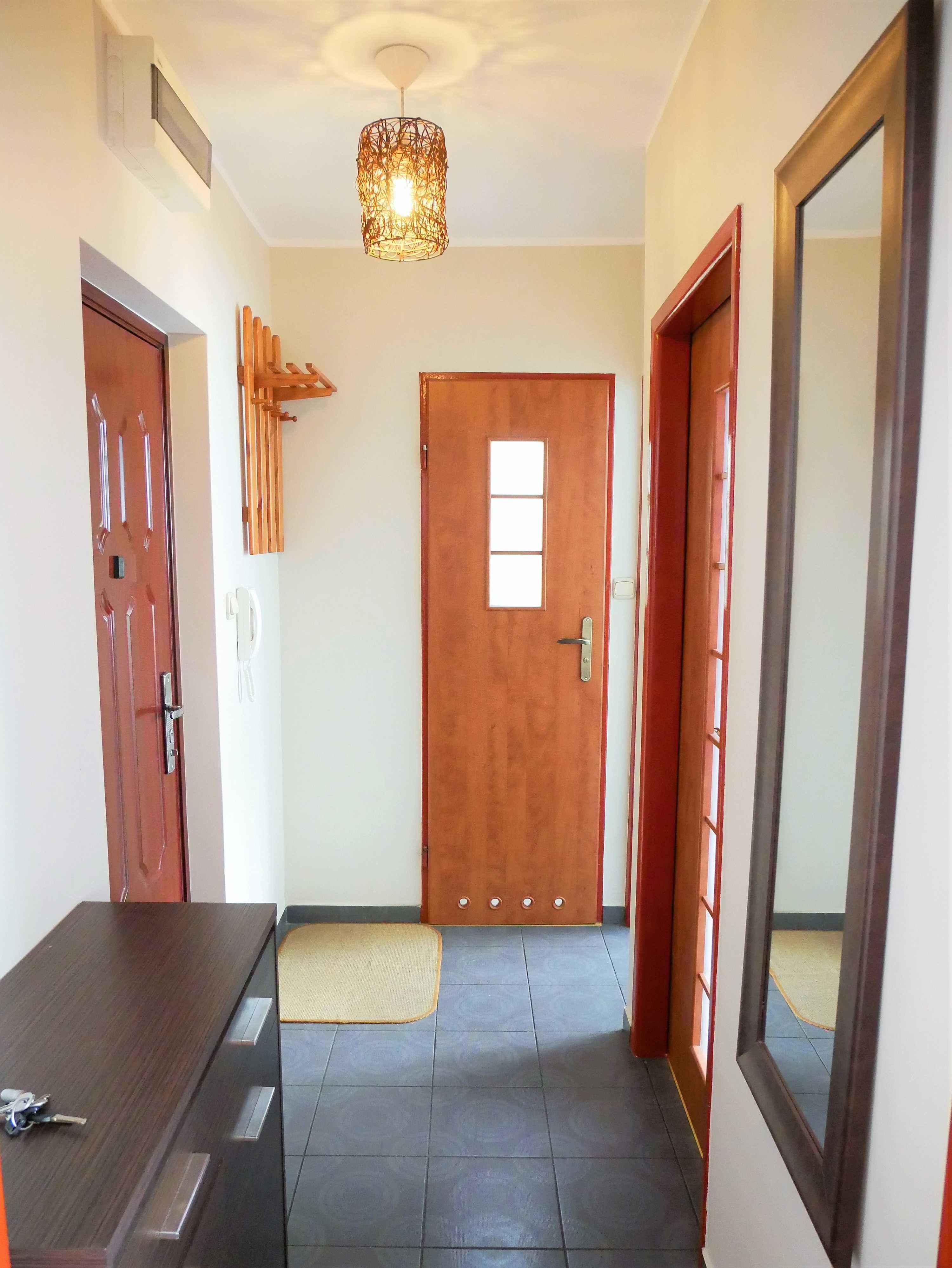 Mieszkanie wyposażone meble balkon piwnica Września 2p. 33,2 m2
