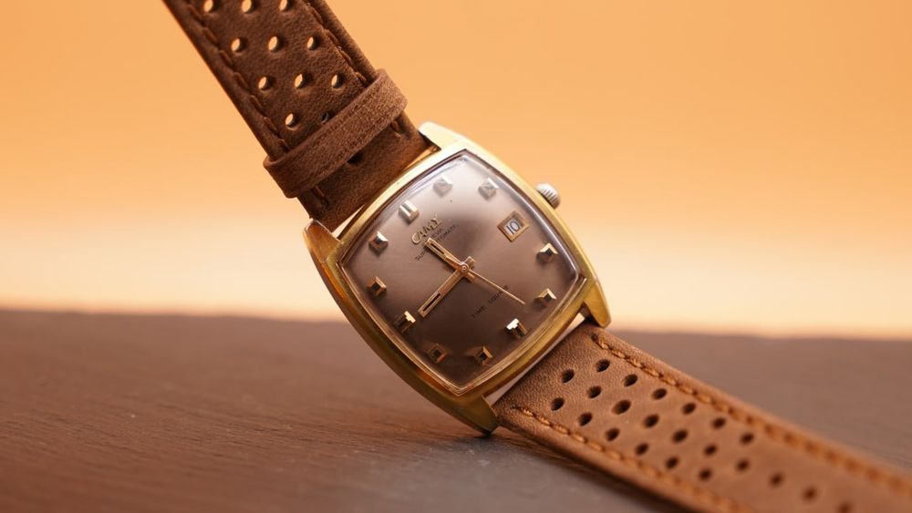 Годинник позолочений Cyma Автомат