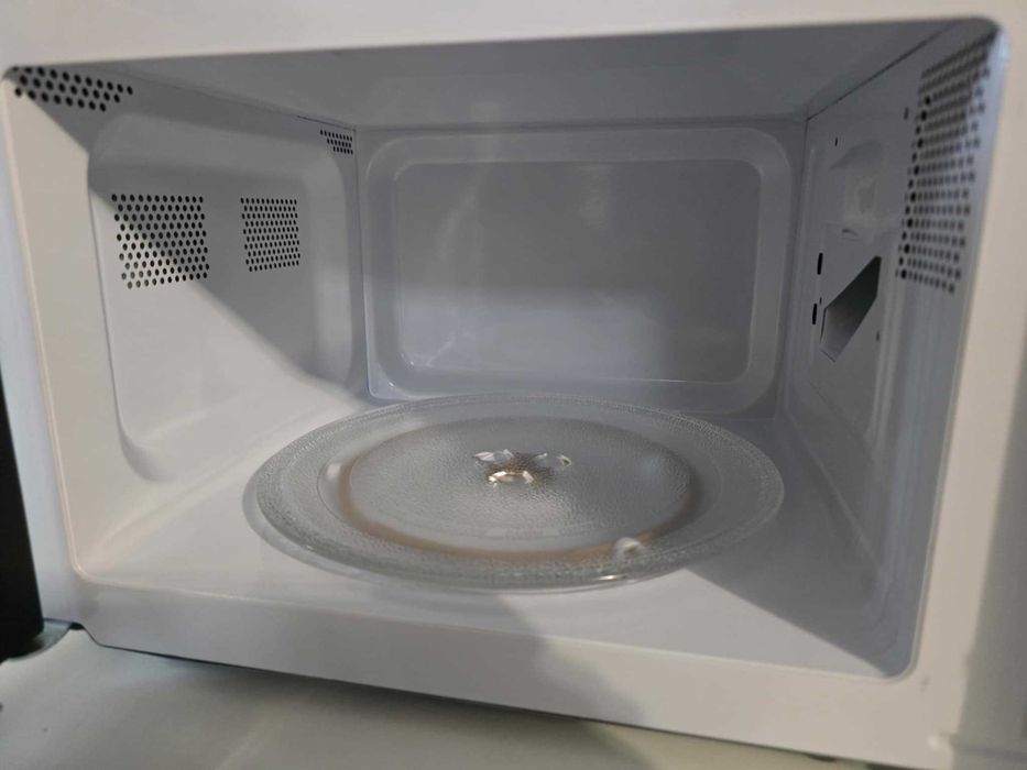 Kuchenka mikrofalowa Cecotec Proclean 3010 Retro zielona 20L 700W