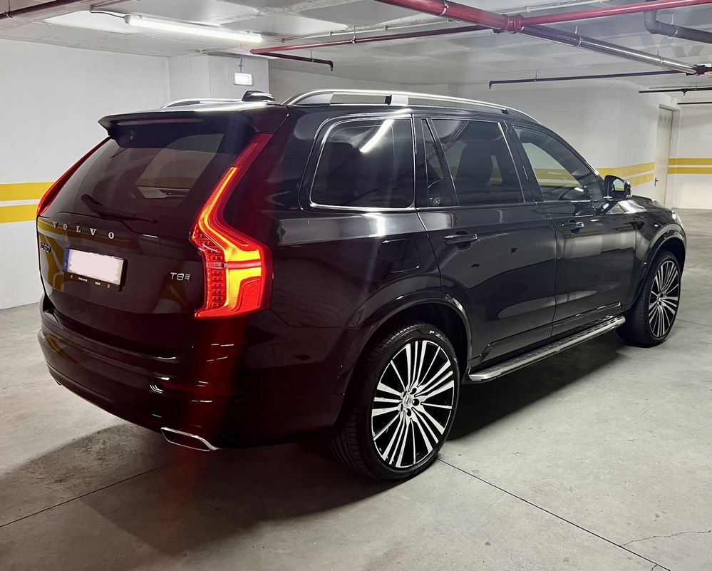Volvo XC90 T8 AWD