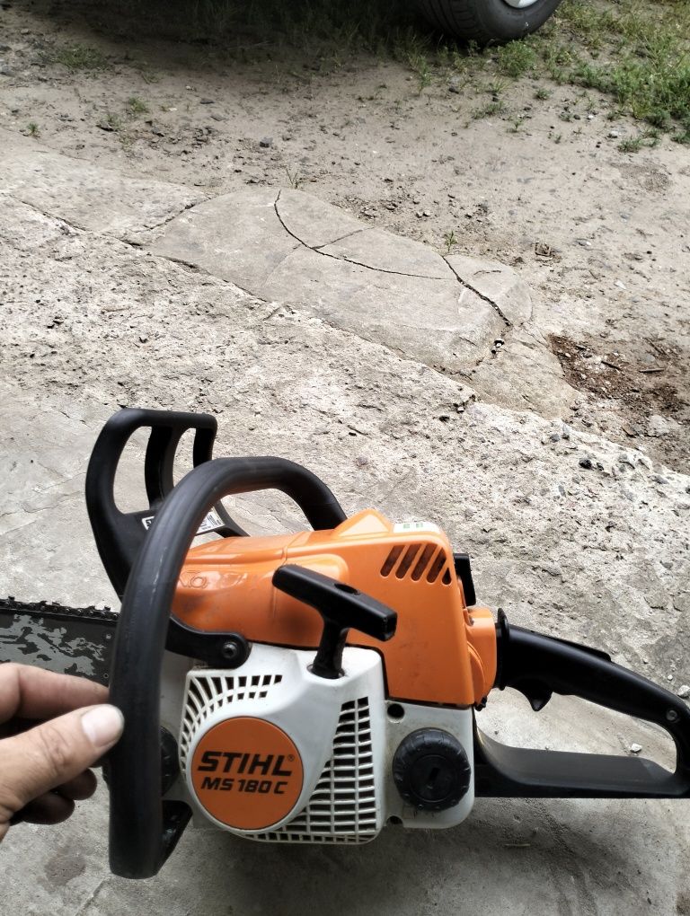 Бензо пила STIHL MS180