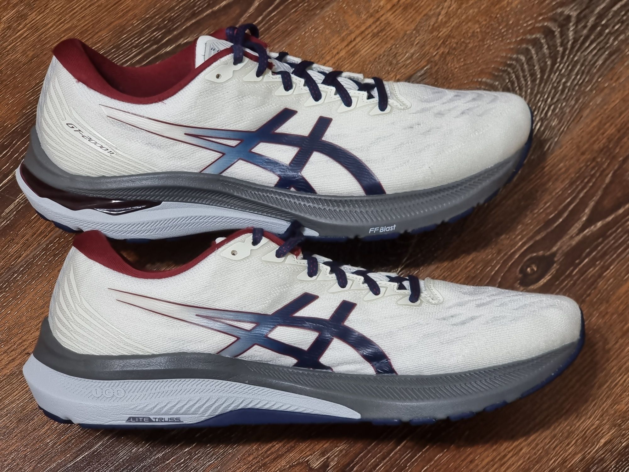 Оригінал 100% чоловічі кросівки asics gt 2000 11 euro 48