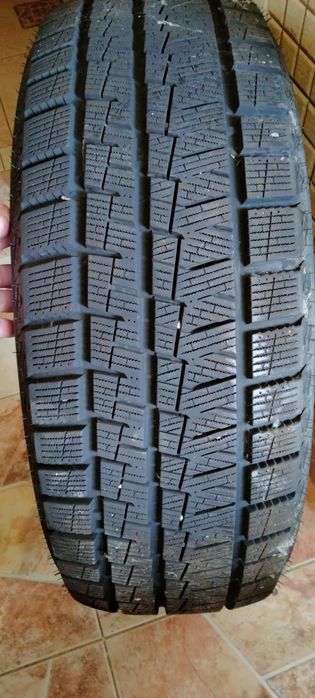 Зимові шини  Kapsen SnowShoes AW 33 215/55 R18 95 H. Автошини зимова