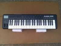 Alesis QX49 - Controlador MIDI de 49 teclas com enorme funcionalidade