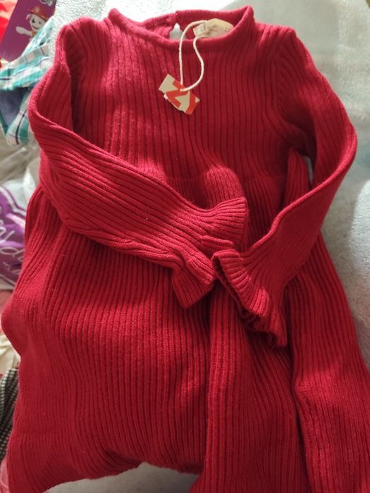 Vestido NOVO de malha vermelho  12/18 meses