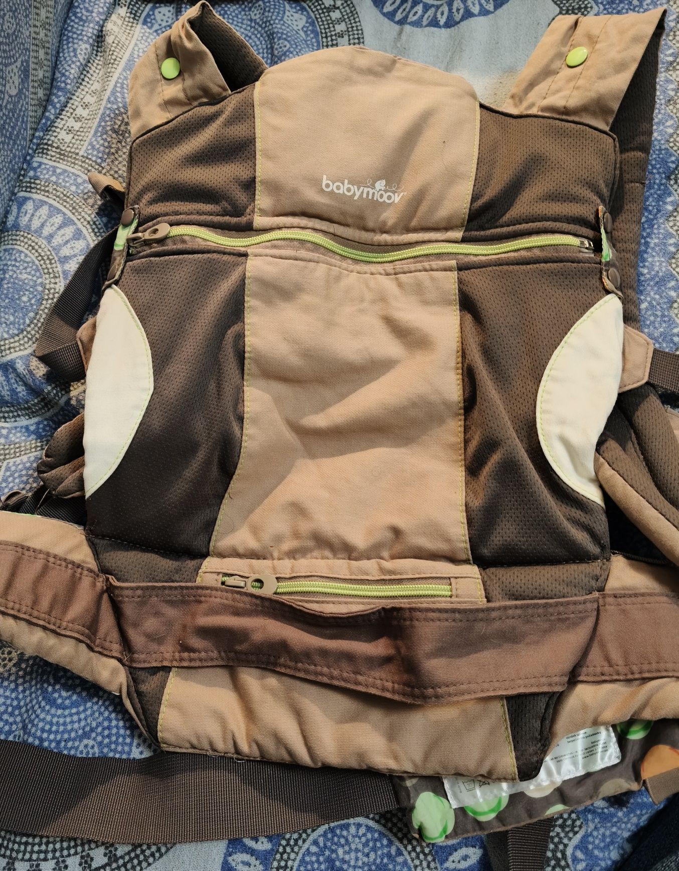 Transportador de Bebé Babymoov Fisiológico