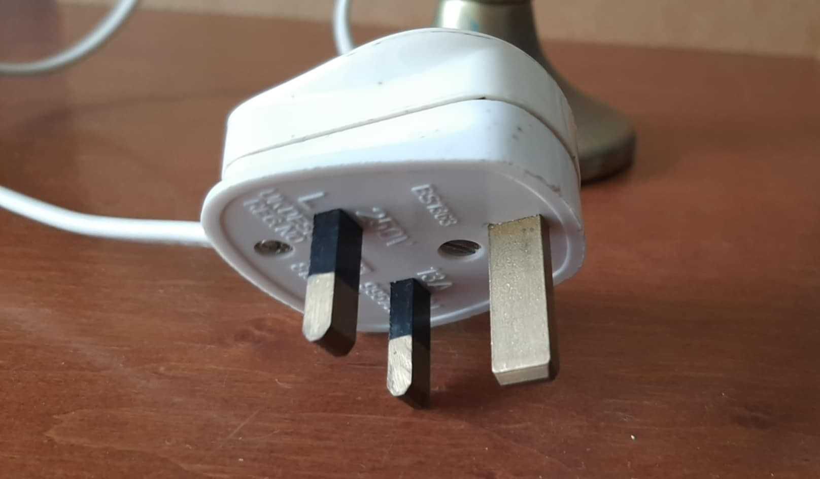 Mosiężna lampa stołowa Servlite | vintage | angielska wtyczka