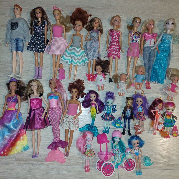 Zestaw Barbie (lalki, akcesoria)