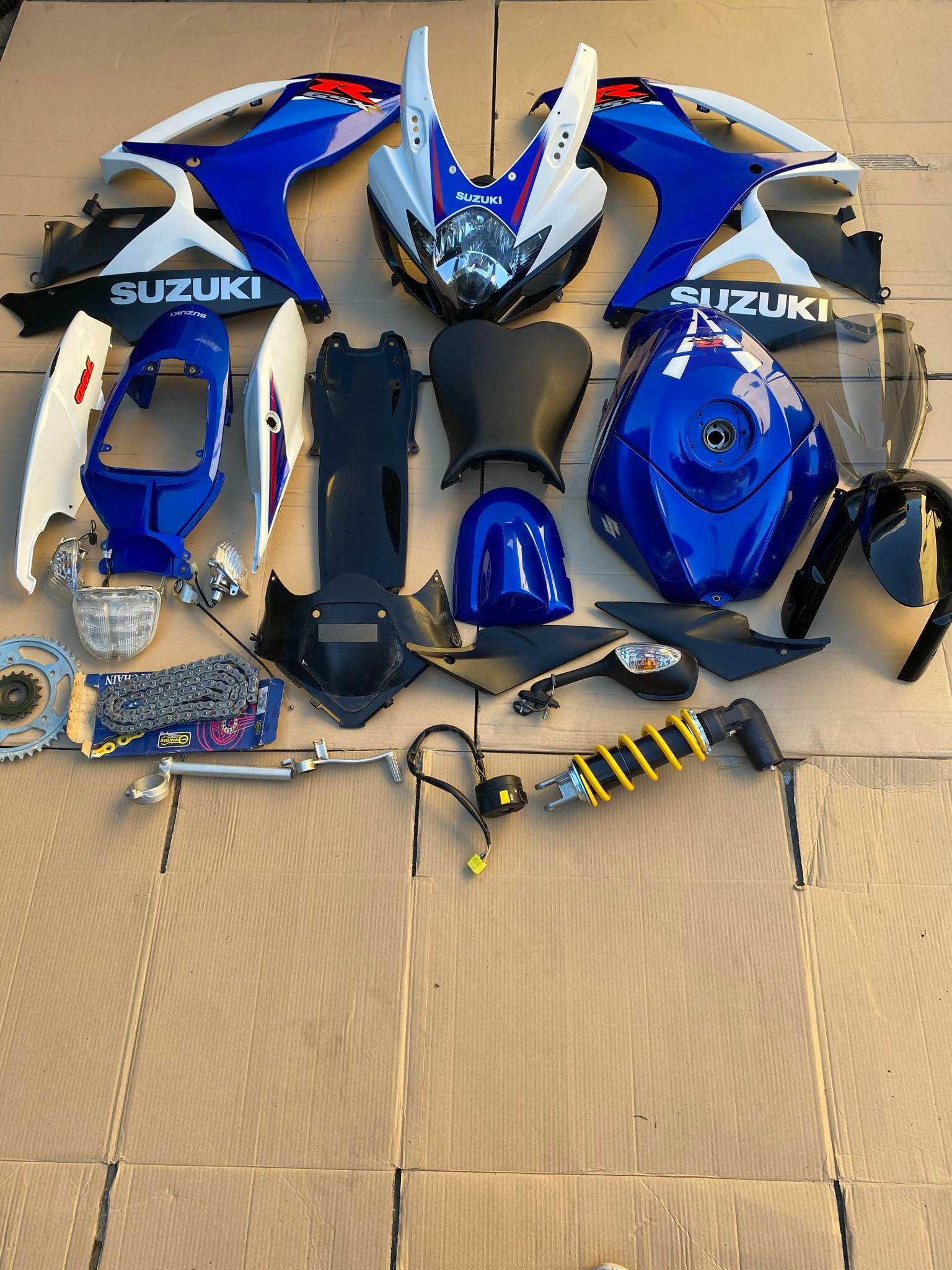 GSXR 600 750 K6 K7 owiewki bok lampa set lusterko bak nakładka szyba
