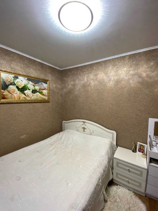 Продам 3 трикімнатну квартиру на вулиці Льотна 11а.