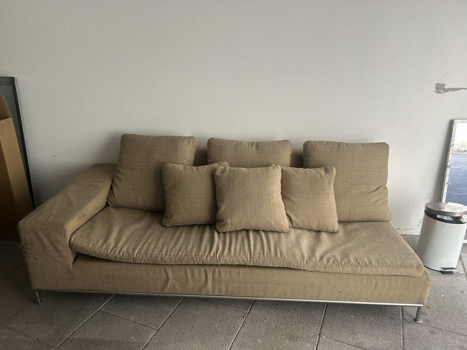 Sofa AREA com uso
