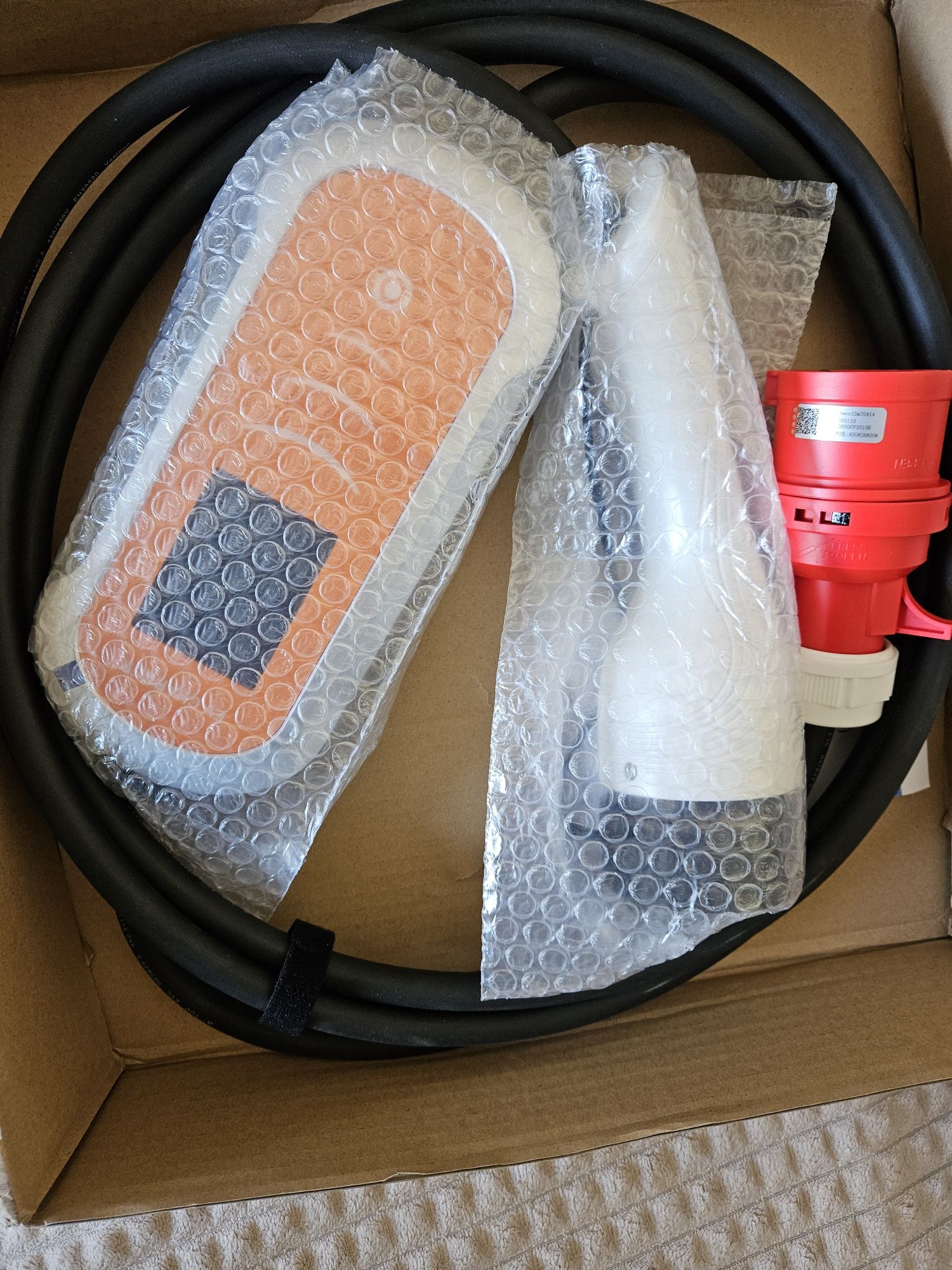 Wallbox ,Ładowarka do samochodu elektrycznego ,typ 2 3f 11kW