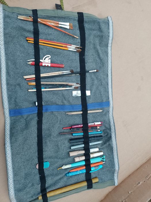 Пенал для пензликів художній