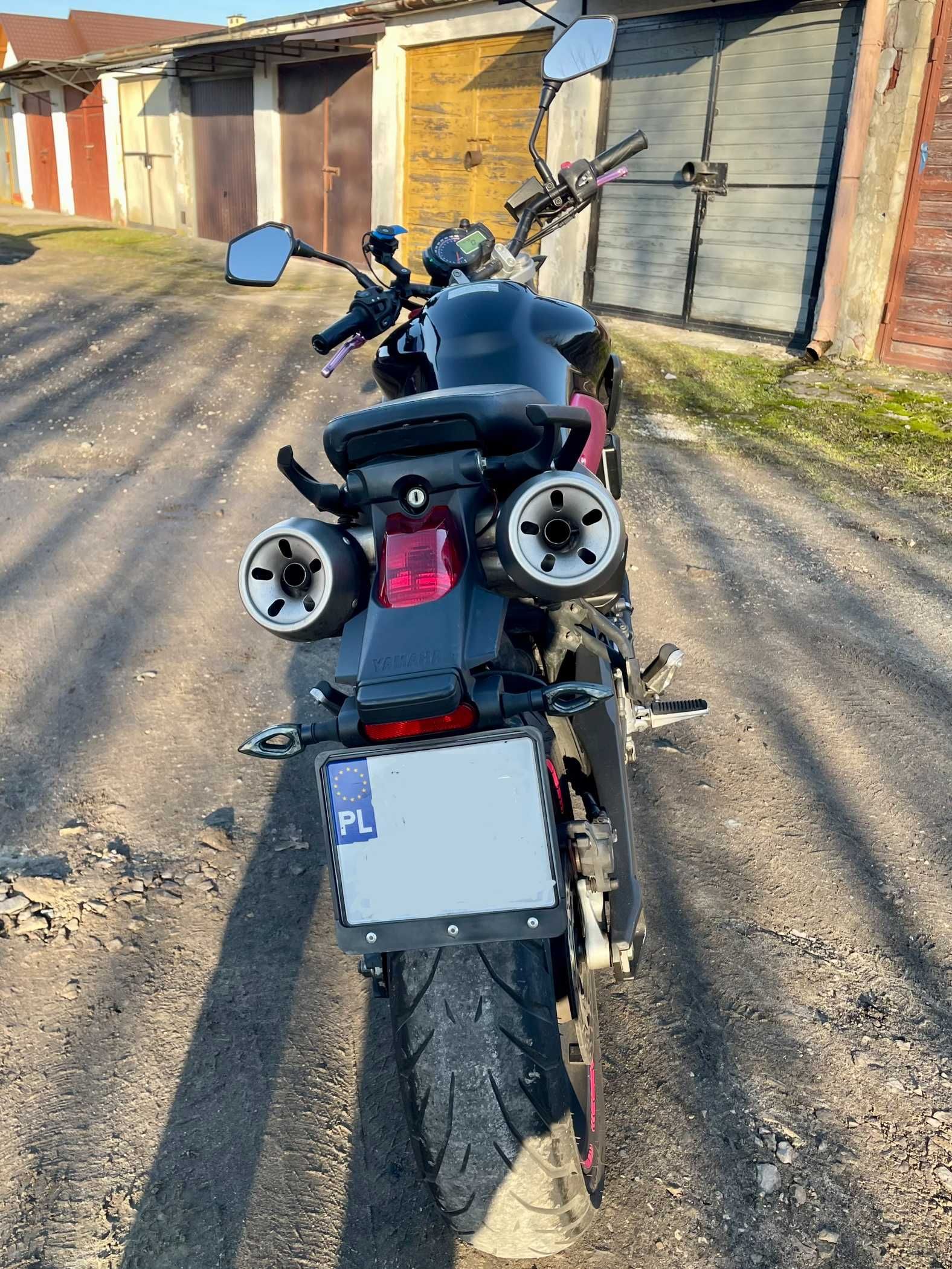 Yamaha MT-03 660 cm^3