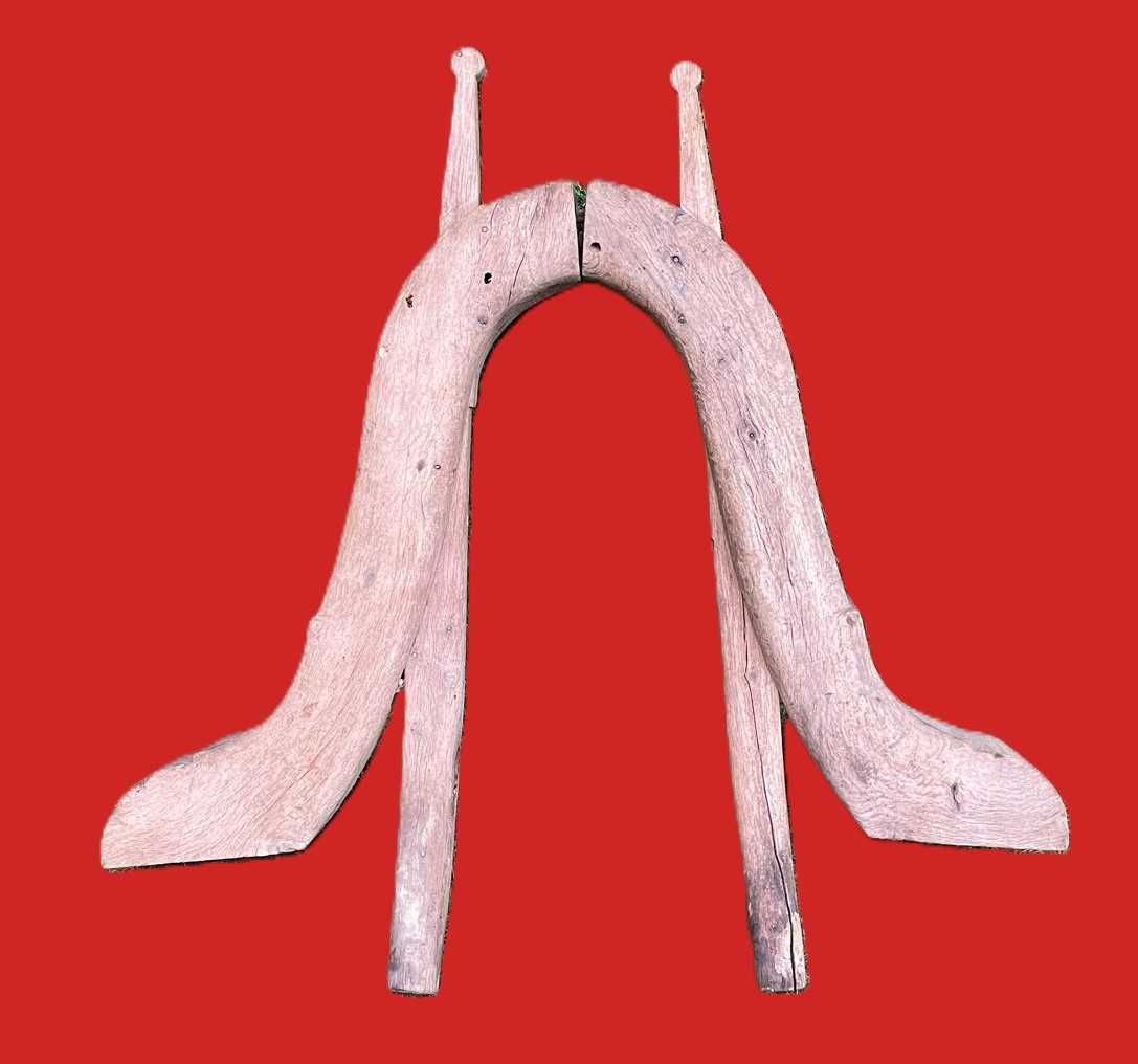 Cangas bovinas antigas, para decoração de tertulia (duas)