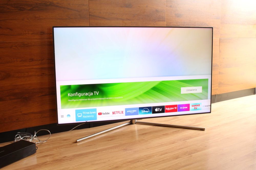 QLED Smart TV 4K Samsung 55" 120Hz HDR 1500 Netflix Disney+/ Bluetooth