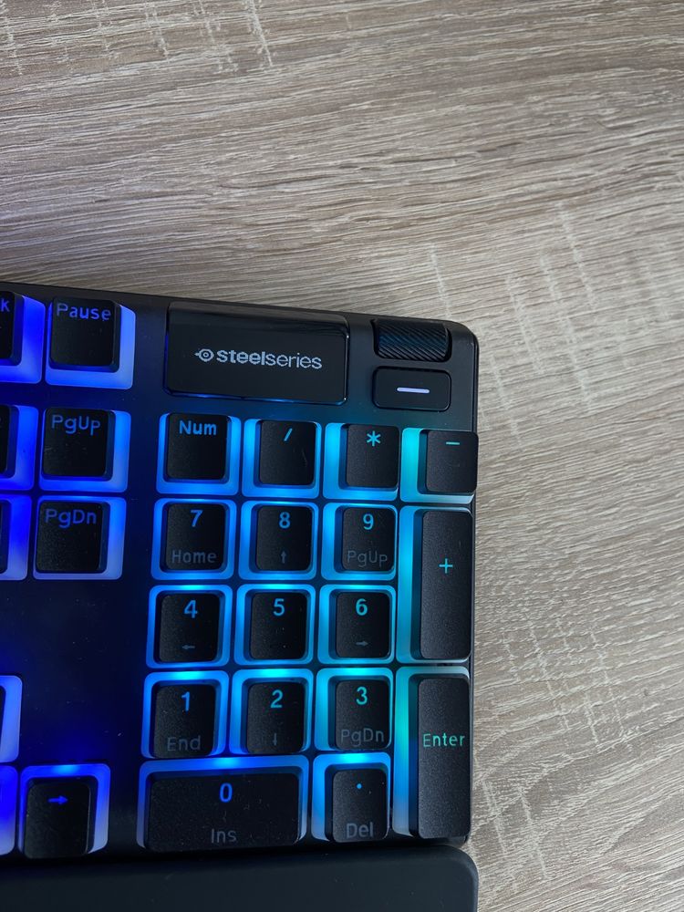 Klawiatura Steelseries Apex Pro - rapid trigger