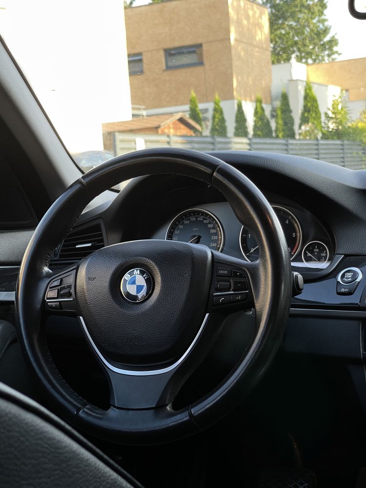 BMW F10, 520d, automat, 2012 rok
