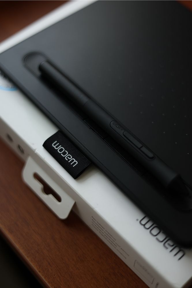 Графічний планшет Wacom Intuos S Bluetooth Black