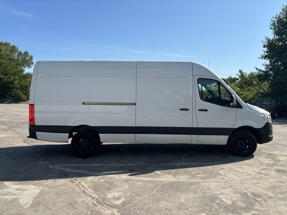 Sprinter 2020 3.0 дизель Спарка 5тонн