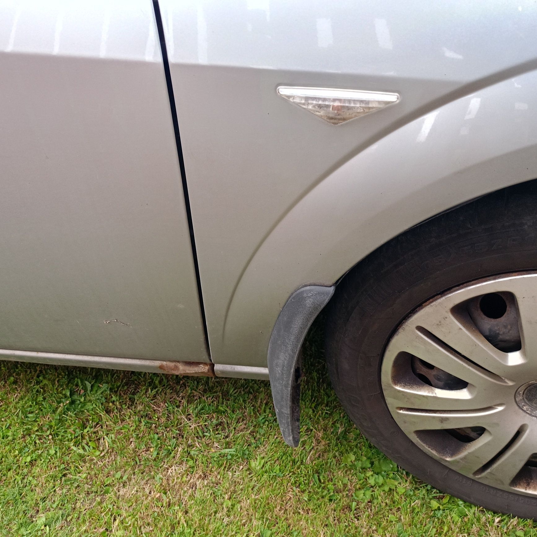Ford Mondeo MK3 sedan 2.0 TDCI 2006r